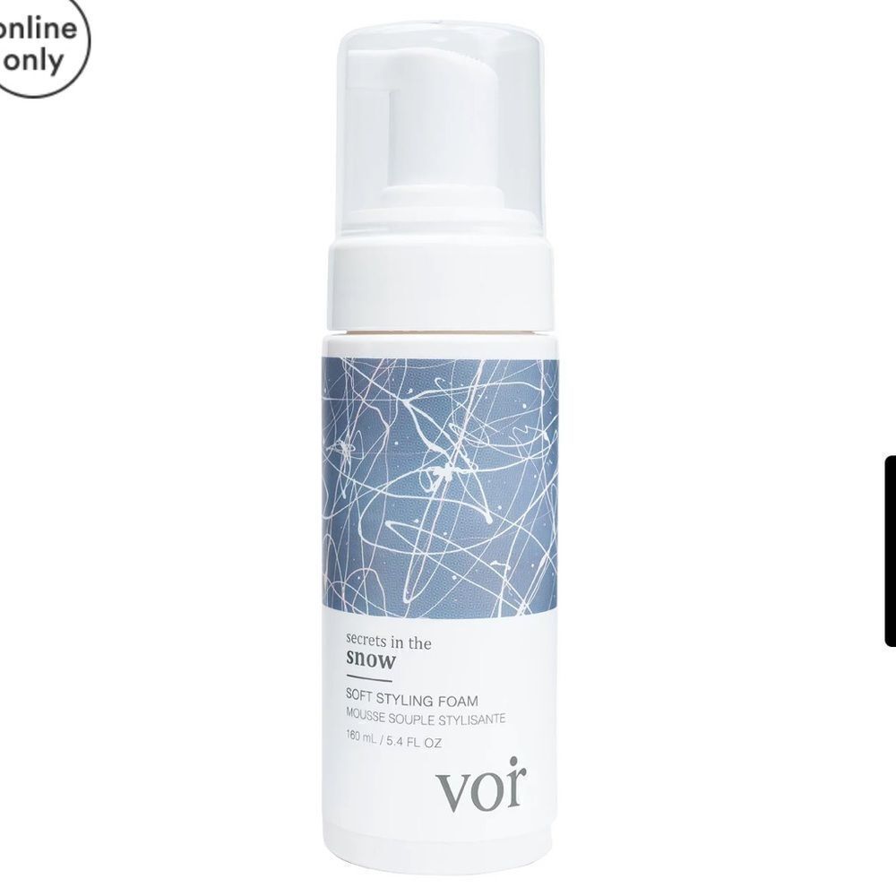 VOIR Secrets in the Snow soft styling foam define + defrizz + shine NEW
